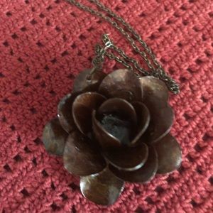 Rose necklace